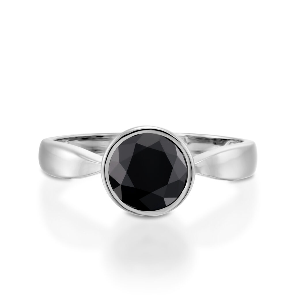 Vintage Style Black Diamond Ring - nature shiny